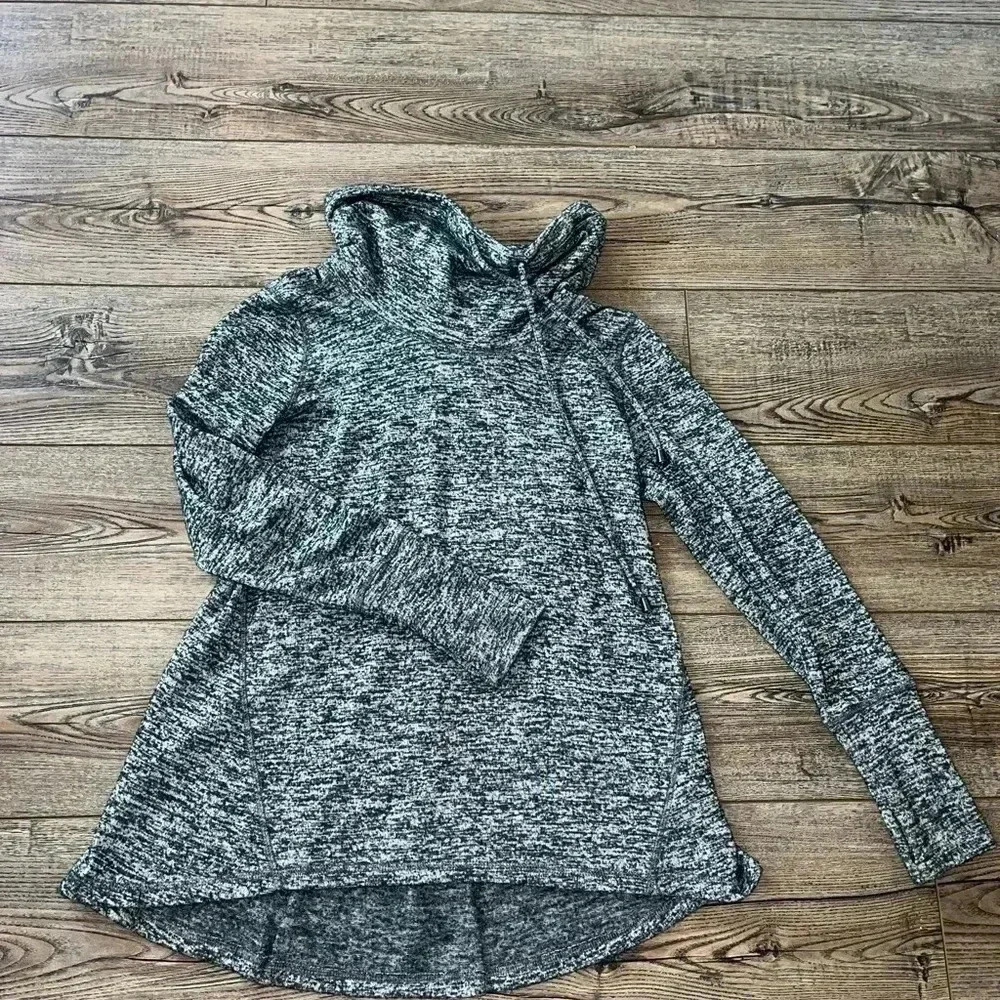 Oversized Cable & Gauge sweater